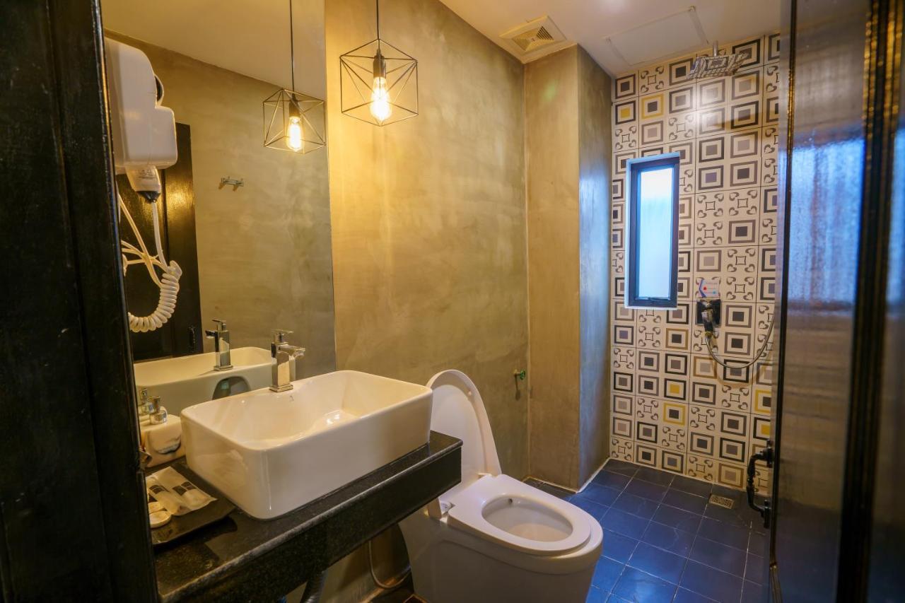 The Rabbit Hole Hotel & Spa Siem Reap Exterior photo