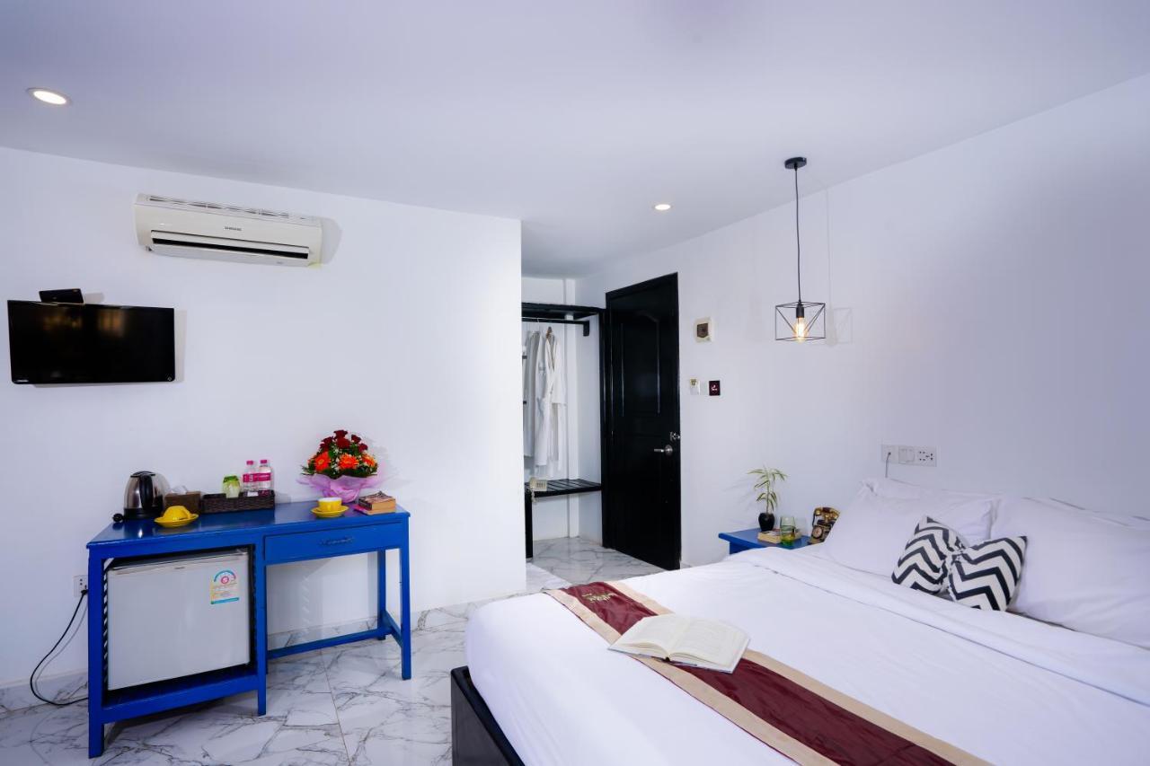 The Rabbit Hole Hotel & Spa Siem Reap Exterior photo